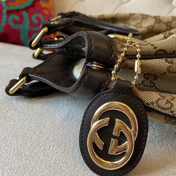 Authentic Gucci handbag - Picture 7 of 9